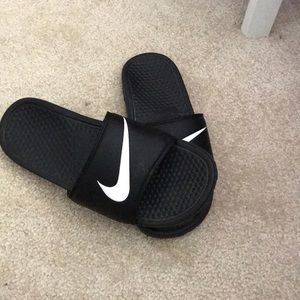 Nike slip ons size 9.